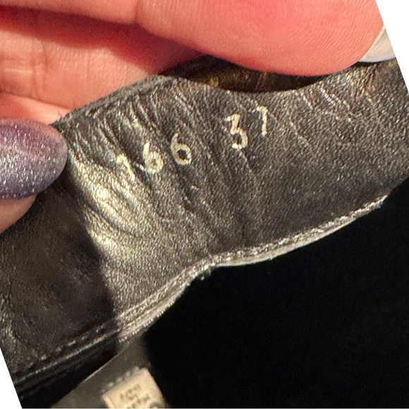 ACNE STUDIOS CHELSEA BLACK SUEDE WESTERN SHORT ANKLE BOOTS / SIZE 37 (7) - Picture 10 of 11